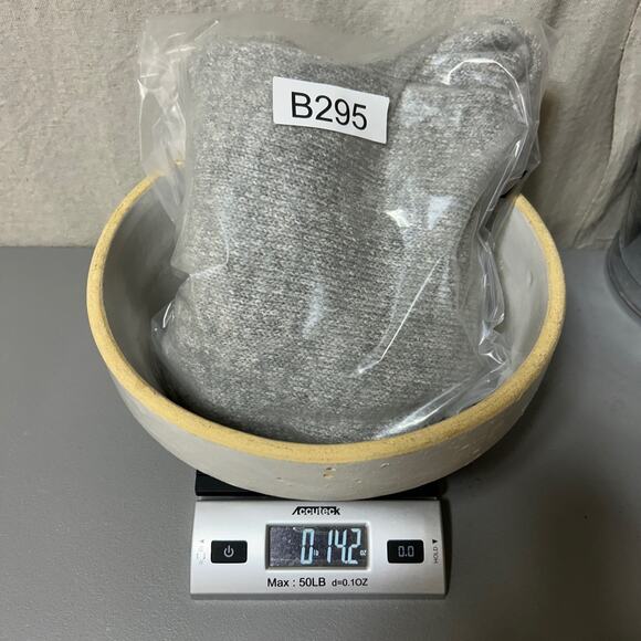 VTG Santoria Womens Beaded Sweater Size M Silk Blend Gray Ugly Christmas Glam - Picture 12 of 12